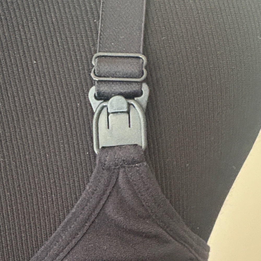 Black Wireless Nursing Bra - Picture 4 of 14